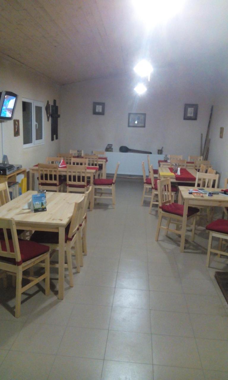 Casa Cosmin Guest House Dobra Exterior photo